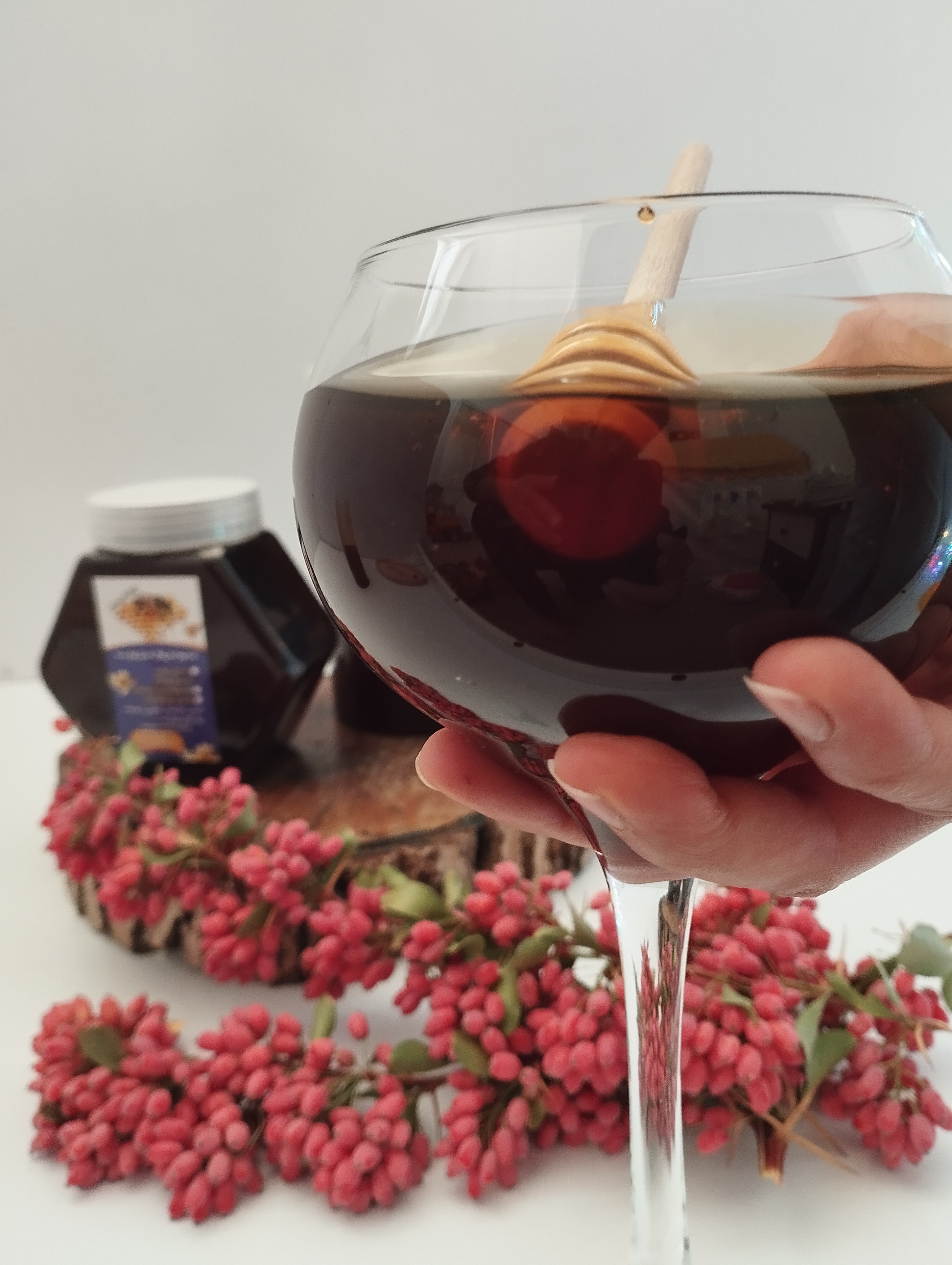 خواص عسل زرشک